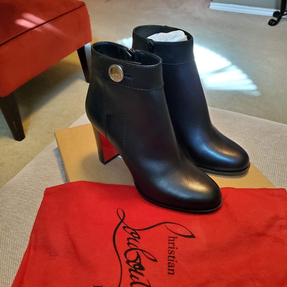 Christian Louboutin Janis Boot 85 Calf SIZE 38.5